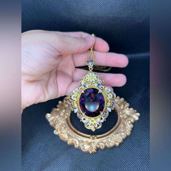 Vintage Inspired Royal Amethyst Necklace - Picture 11 of 12